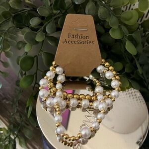 NWOT| Gold and White Pearl Bracelet Set